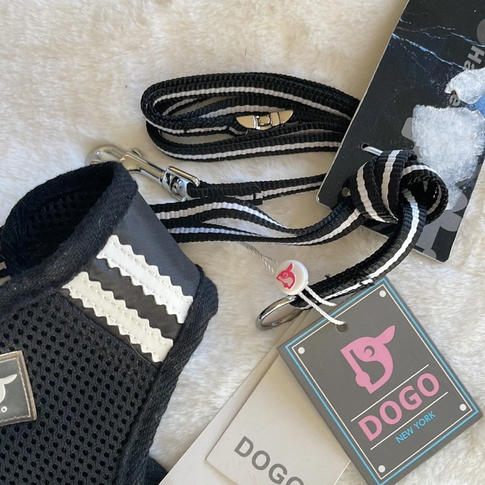 Dogo Easy go basic harness and leash set size large is black. - Picture 3 of 7